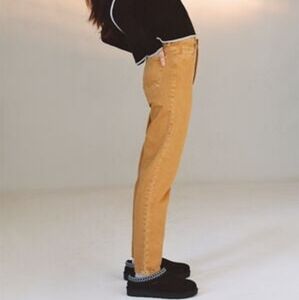 PacSun Women's Tan High Rise Mom Jeans 🤎